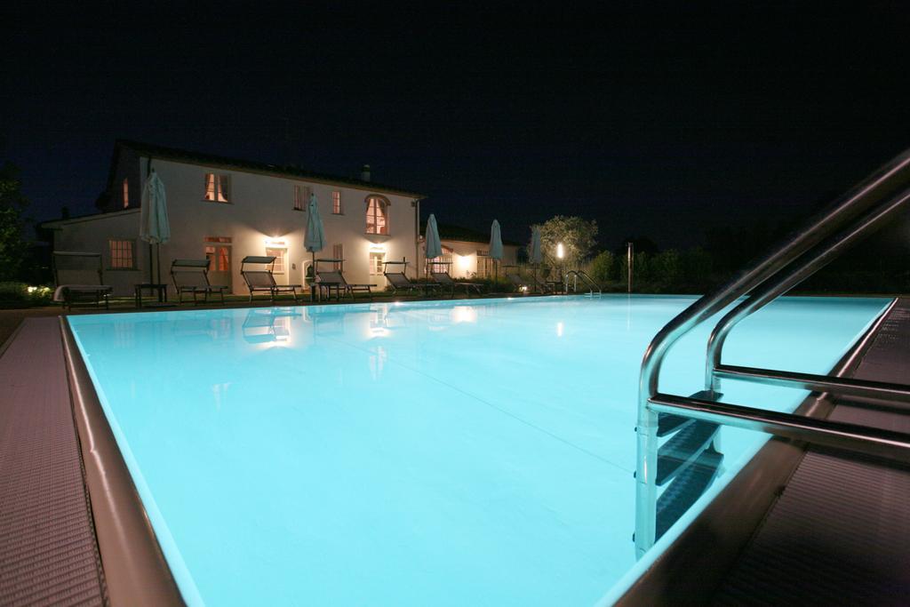 הוילה פיסטויה Alice Del Lago Country House מראה חיצוני תמונה