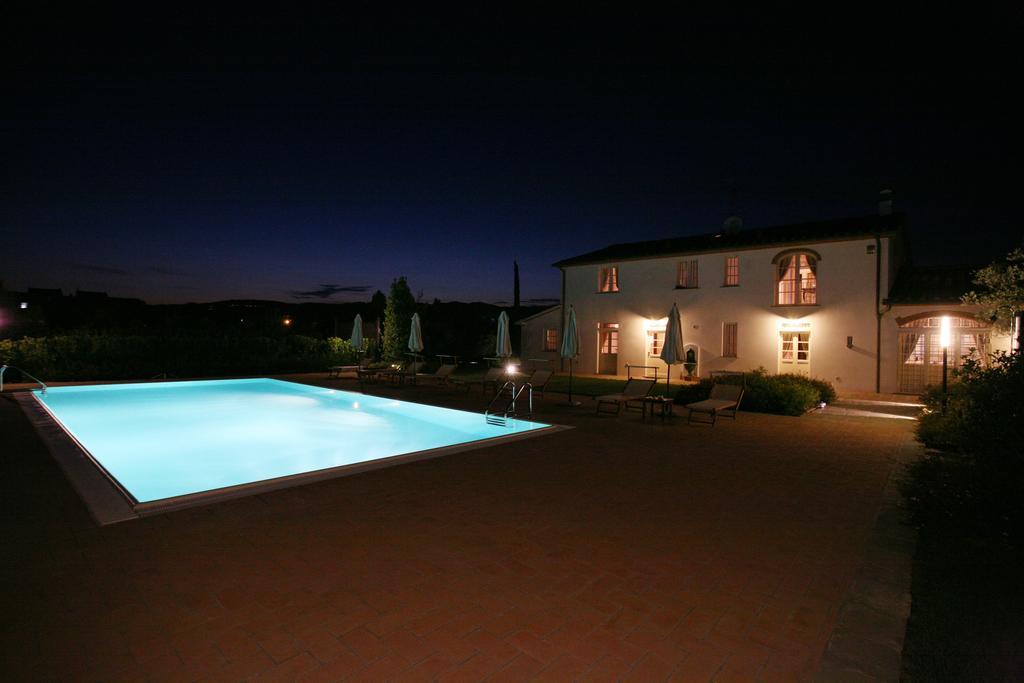 הוילה פיסטויה Alice Del Lago Country House מראה חיצוני תמונה
